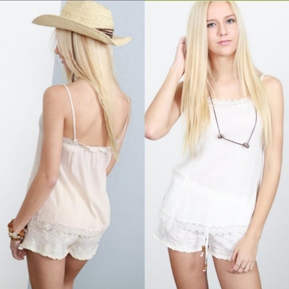 31166 POL Lace Trimmed Cami - Picture 2 of 3